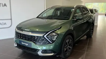 Usado Kia Sportage 150 HP (110 kW) 2024 Verde SUV