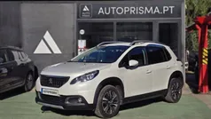 Branco Usado 2017 Peugeot 2008 Allure SUV | € 13.900 (Preço justo)