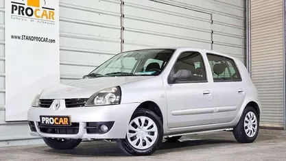 Usado Renault Clio II 75 HP (55 kW) 2008