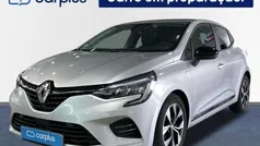 Cinza Usado 2023 Renault Clio V Evolution | € 17.500 (Preço justo)