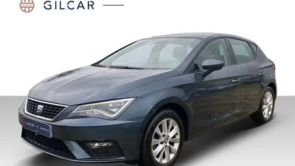 Cinzento (metalizado) Usado 2020 Seat Leon Style Citadino | € 11.990 (Bom preço)