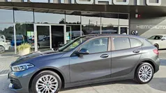 Cinza Usado 2021 BMW 116 Citadino | € 22.850 (Preço justo)