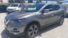 Cinzento Usado 2017 Nissan Qashqai SUV | € 14.950 (Preço justo)