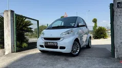 Branco Usado 2012 Smart ForTwo Coupé Passion Coupé | € 7.110 (Preço justo)