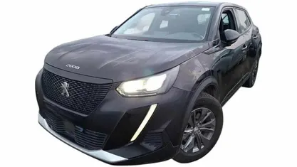 Usado Peugeot e-2008 Active 98 kW (134 HP) 2022 SUV