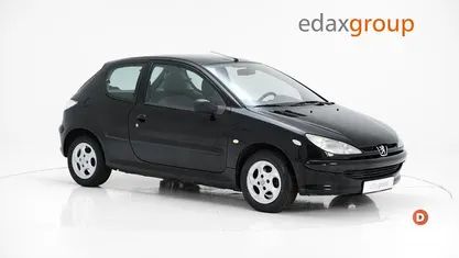 Usado Peugeot 206 60 HP (44 kW) 2001