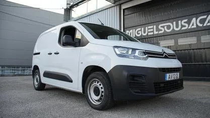 Usado 2022 Citroën Berlingo Monovolume | € 14.000 (Bom preço)