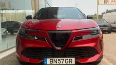 Vermelho Usado 2024 Alfa Romeo Junior SUV | € 41.900 (Preço justo)