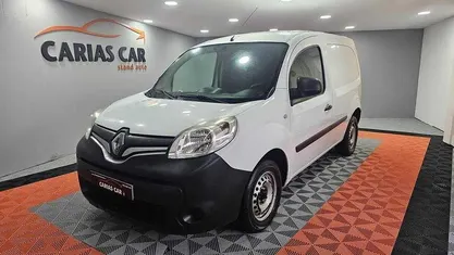 Branco Usado 2016 Renault Kangoo Monovolume | € 7.990 (Preço justo)