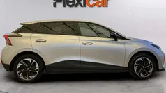 Cinza Usado 2023 MG MG4 EV Luxury Citadino | € 23.980 (Bom preço)