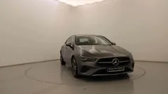 Cinzento mountain Usado 2024 Mercedes CLA180 Sedan | € 41.990 (Preço justo)