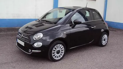 Usado Fiat 500 70 HP (51 kW) 2024 Preto Cabrios