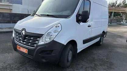 Branco Usado 2016 Renault Master | € 14.250 (Bom preço)