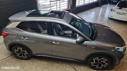 Cinzento Usado 2024 BYD Atto 3 SUV | € 31.850 (Preço justo)