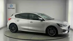 Usado 2022 Ford Focus ST-Line X Citadino | € 21.490 (Preço justo)