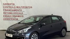 Cinzento Usado 2018 Kia Ceed Turbo Sedan | € 14.450 (Preço justo)