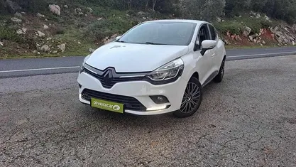Usado 2017 Renault Clio IV | € 10.950 (Preço justo)