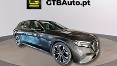Cinza Usado 2023 Mercedes E220 Avantgarde Carrinha | € 49.750 (Preço justo)