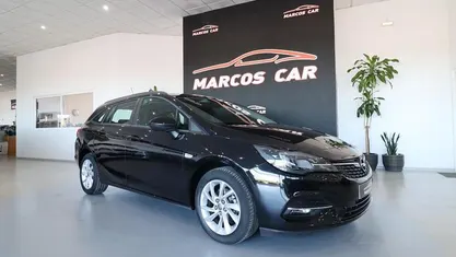 Usado Opel Astra Sport 122 HP (89 kW) 2021 Preto Carrinha