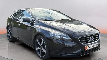 Usado 2015 Volvo V40 R-Design | € 14.490 (Preço justo)
