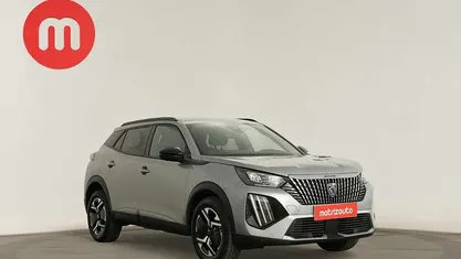 Cinzento Usado 2024 Peugeot 2008 Allure SUV | € 22.499 (Preço justo)
