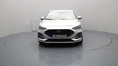 Cinza Usado 2023 Ford Focus Active | € 21.990 (Preço justo)