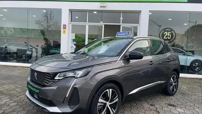 Usado Peugeot 3008 150 HP (110 kW) 2023 SUV
