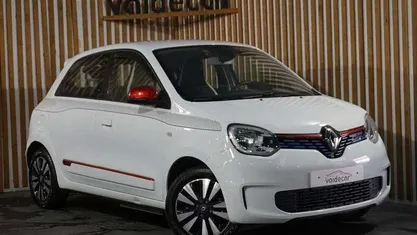Branco Usado 2022 Renault Twingo Zen Citadino | € 13.250 (Preço justo)