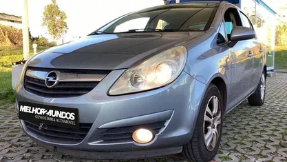 Cinzento Usado 2010 Opel Corsa Citadino | € 5.500 (Preço justo)
