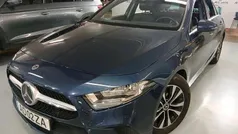 Azul Usado 2020 Mercedes A180 Business | € 25.600 (Preço justo)