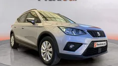 Cinza Usado 2020 Seat Arona Style SUV | € 16.890 (Preço justo)