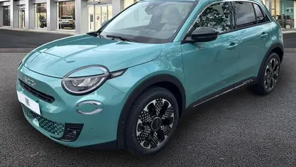 Novo Fiat 600 La Prima 110 HP (80 kW) 2025 Azul SUV