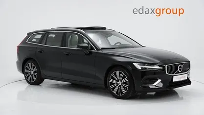 Preto Usado 2020 Volvo V60 Carrinha | € 27.840 (Preço justo)