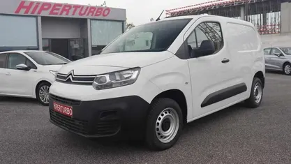 Branco Usado 2021 Citroën Berlingo Monovolume | € 13.900 (Preço justo)