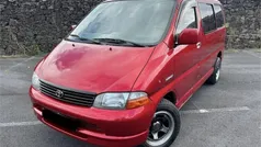 Usado 2001 Toyota HiAce Monovolume | € 12.800 (Caro)