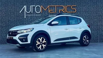 Usado Dacia Sandero Expression 91 HP (66 kW) 2022 Branco Citadino