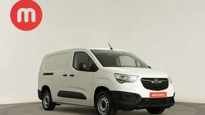 Branco Usado 2022 Opel Combo | € 14.999 (Preço justo)