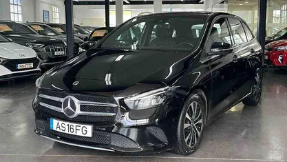 Usado Mercedes 180 116 HP (85 kW) 2022 Sedan