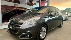 Usado 2016 Peugeot 208 Style Citadino | € 10.900 (Preço justo)