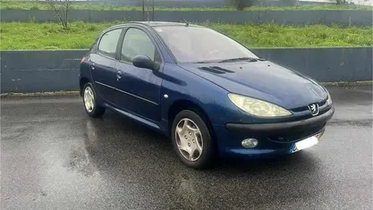 Azul Usado 2003 Peugeot 206 Citadino | € 1.990 (Preço justo)
