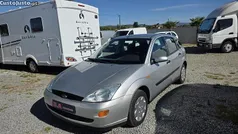 Usado 2001 Ford Focus Citadino | € 2.000 (Preço justo)