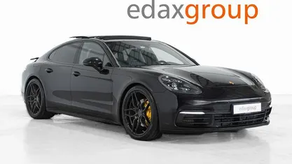 Usado Porsche Panamera 422 HP (310 kW) 2017 Sedan
