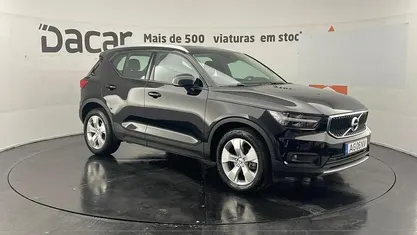 Usado 2021 Volvo XC40 Momentum SUV | € 25.899 (Bom preço)