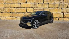 Preto Usado 2023 Renault Mégane Iconic | € 33.500 (Preço justo)