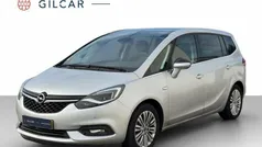 Cinza Usado 2017 Opel Zafira Innovation Monovolume | € 14.990 (Preço justo)
