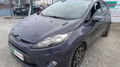 Cinza Usado 2012 Ford Fiesta Titanium Citadino | € 7.250 (Preço justo)