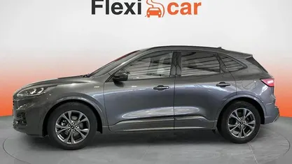 Usado Ford Kuga ST-Line 120 HP (88 kW) 2022 SUV