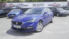 Azul Usado 2021 Seat Leon | € 15.750 (Bom preço)