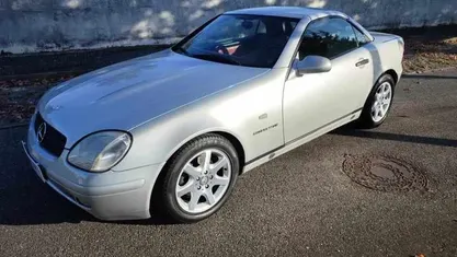 Cinzento Usado 1998 Mercedes SLK200 Cabrios | € 8.900 (Bom preço)