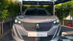 Cinzento Usado 2023 Peugeot e-2008 Active SUV | € 22.500 (Bom preço)